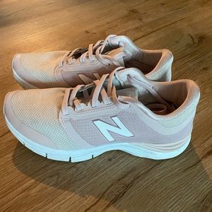 New balance workout shoes